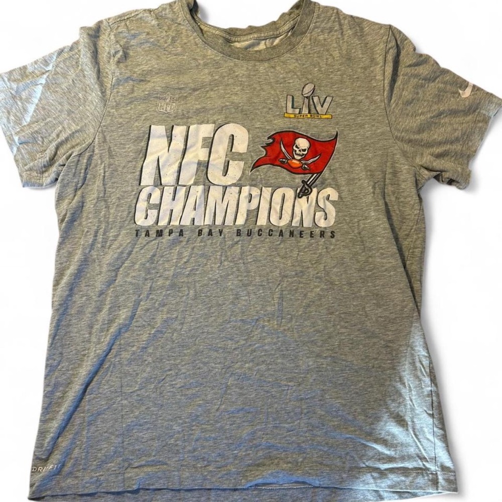 Nike Gray Dri-Fit Tee Tampa Bay Buccaneers!
